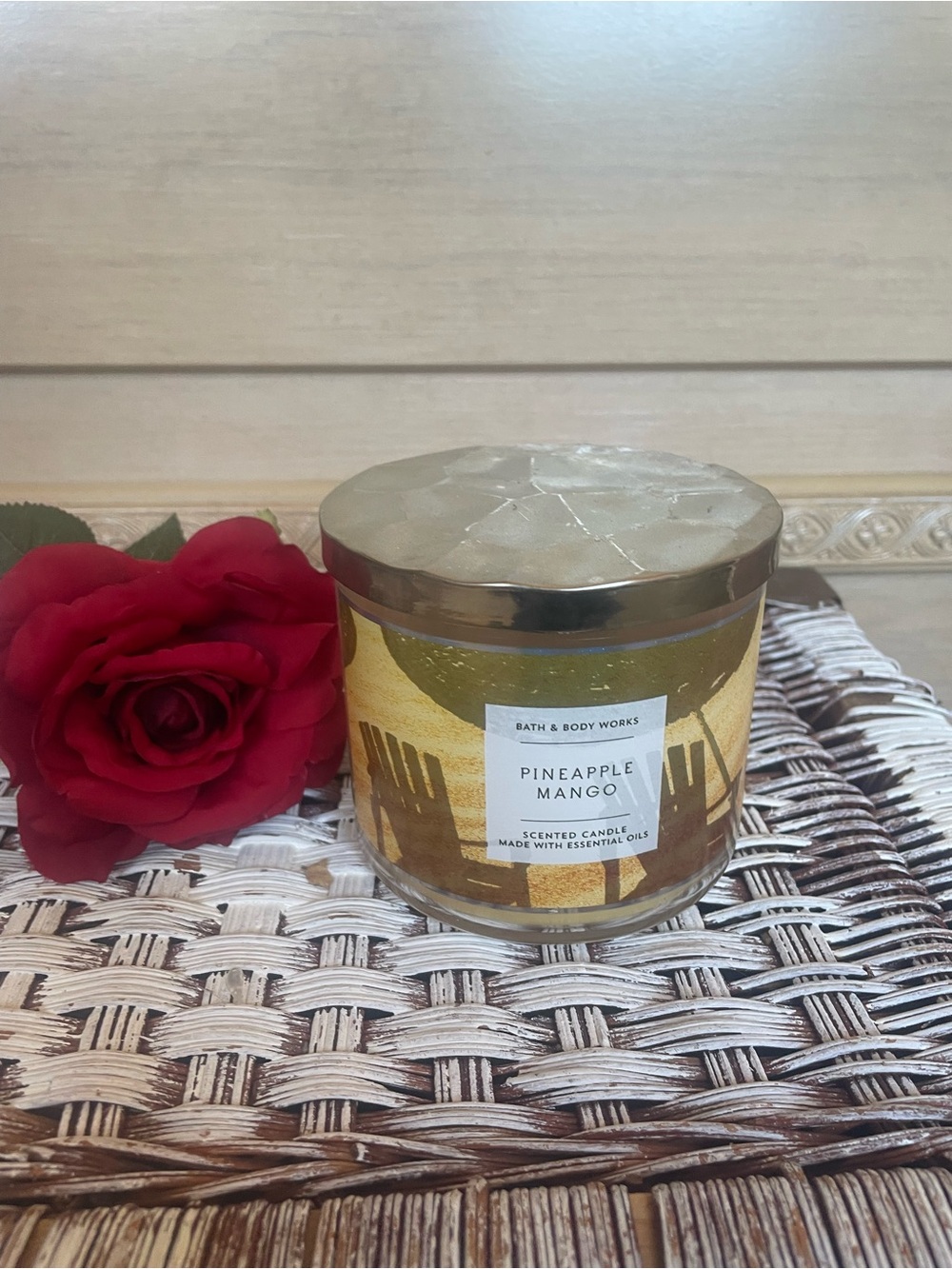 New Bath & Body Works “pineapple Mango” 3-wick Candle